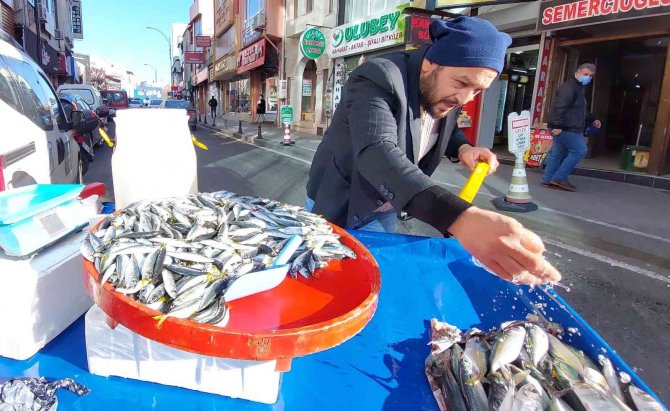 Vatandaş: “20 Liraya Hamburger Yiyorlar Balık Yemiyorlar”