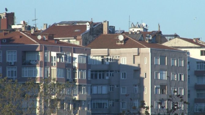 Lodos Kabusu Geri Geliyor, Uzmanlar Çatı Malzemeleri Konusunda Uyarılarda Bulundu