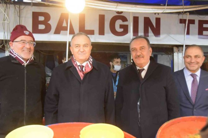 Mhp’liler Bandırma’da Esnafı Gezdi