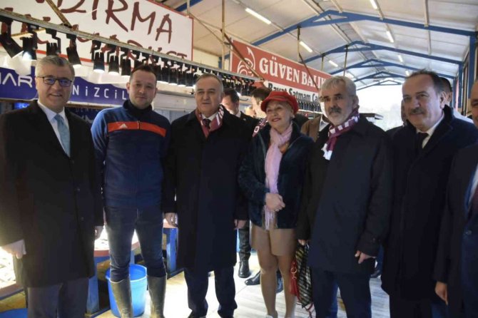 Mhp’liler Bandırma’da Esnafı Gezdi