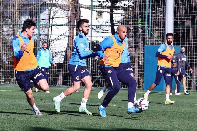 Fenerbahçe’de Rizespor Maçı Hazırlıkları Devam Etti
