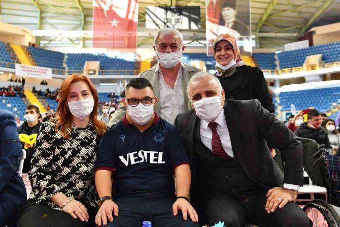 Trabzon’da ’Sevgi Engel Tanımaz’ Etkinliği