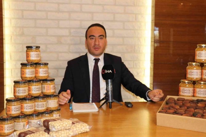 Kayısının, Fındık İle Tatlı Buluşması