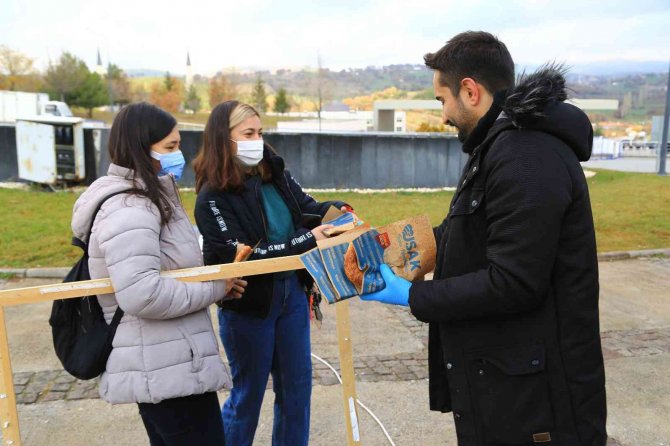 Uşak Belediyesi, Sınav Haftasında Olan Öğrencileri De Unutmadı
