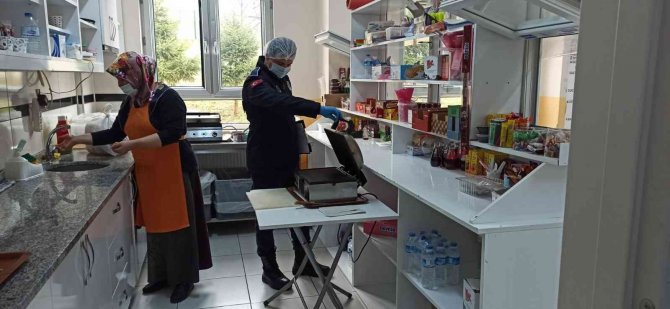 Zabıtanın Okul Kantini Denetimleri Aralıksız Sürüyor