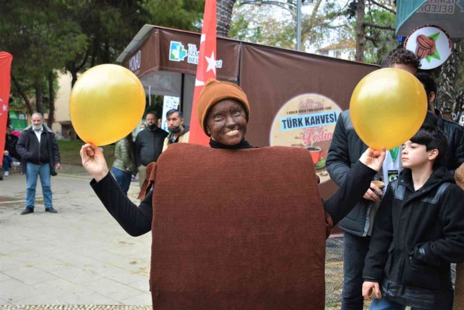 Bu Festivalde Yalnızca Kahve İçilmiyor, Kahvenin Tarihi Yolculuğuna Da Çıkılıyor