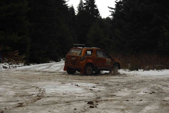 Off-road Sporcuları Zorlu Parkurda Zamanla Yarıştı