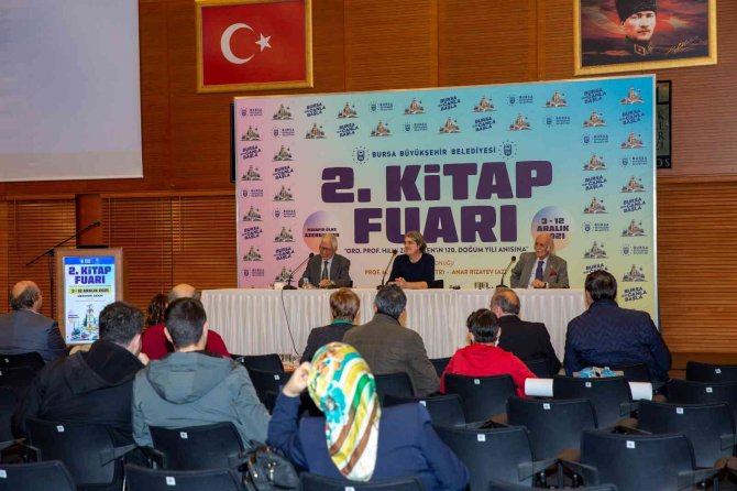 Bursa’da Ünlü Yazarlar Okurlarıyla Buluşuyor