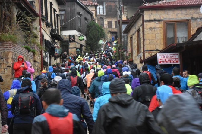 İ̇da Ultra Maratonu Kazdağları’da Koşuldu