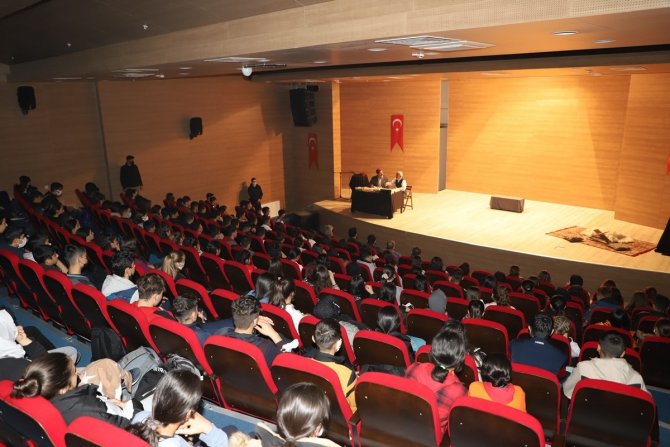 Cizre’de ’Ya İ̇stiklal Ya İzmihlal’ Tiyatro Oyunu Sahnelendi