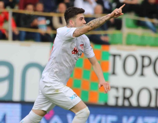 Kerem Atakan, Süper Lig’deki İlk Golünü Alanya’ya Attı