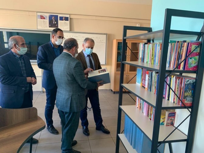 Elazığ’da 60 Okula Kütüphane Kuruldu