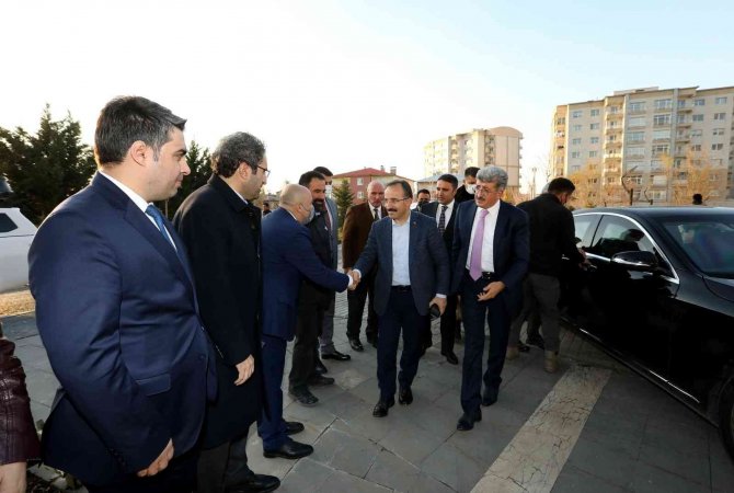 İ̇çişleri Bakan Yardımcısı Çataklı’dan Van Büyükşehir Belediyesine Ziyaret