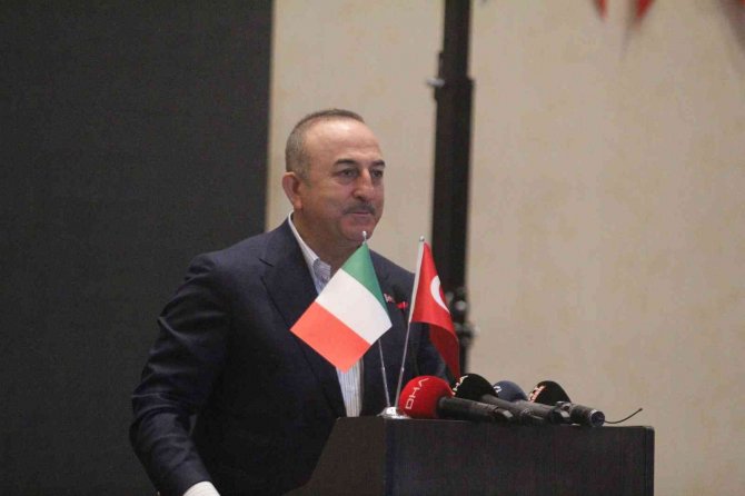 Çavuşoğlu: "İ̇talya İle 30 Milyar Dolar Hedefine Ulaşacağız"