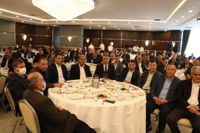 Ünal: “Bunların Bir Kere Olsun, ‘Amerika’nın Suriye’de Ne İşi Var’ Dediklerini Duydunuz Mu?