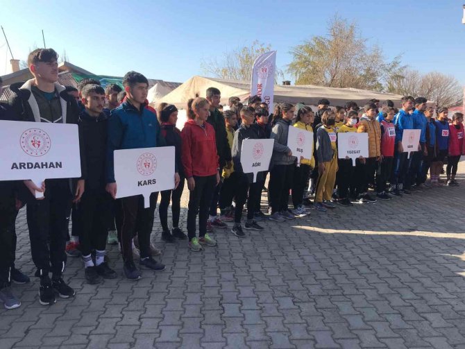 Kros Ligi 2. Kademe Bölge Yarışları Iğdır’da Yapıldı