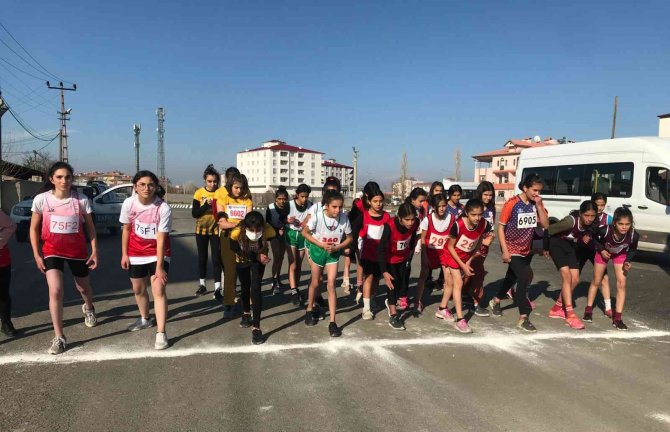Kros Ligi 2. Kademe Bölge Yarışları Iğdır’da Yapıldı