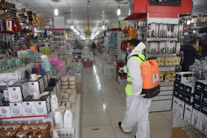 Osmaniye’de Belediyesi, Kent Genelinde Dezenfeksiyon Çalışmalarına Devam Ediyor