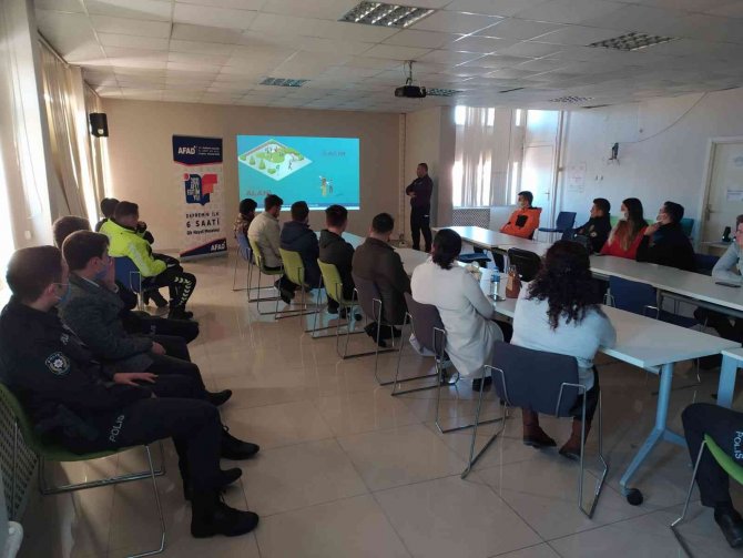 Emniyet Personeline Afet Eğitimi