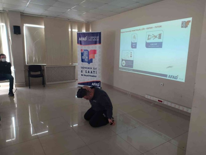 Emniyet Personeline Afet Eğitimi