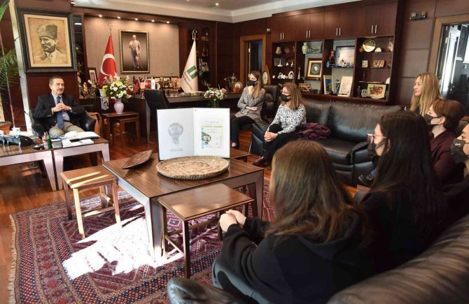 Başkan Ataç’tan Başarılı Öğrencilere Tebrik