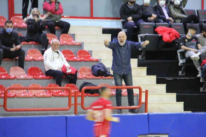 Antalyasporlu Hentbolcuların Önemli Geri Dönüşünde Saha Karıştı