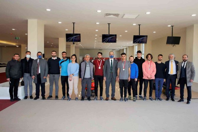 Bayburt’ta Dünya Gönüllüler Günü Etkinliği