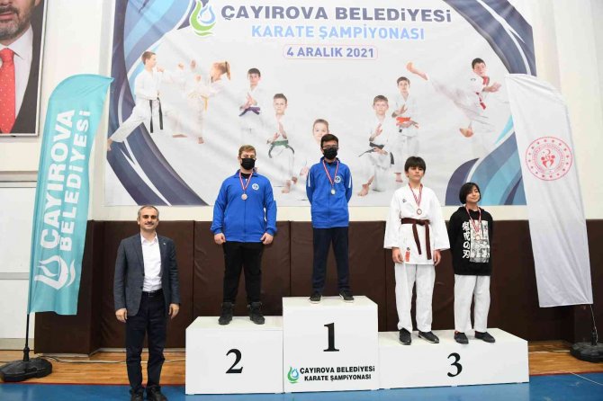 Çayırova’da Karete Rüzgarı