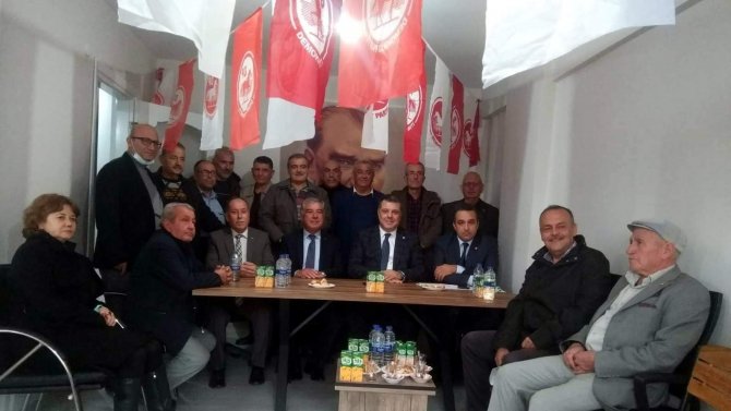 Dp Nazilli’de Başkan Uysal Güven Tazeledi