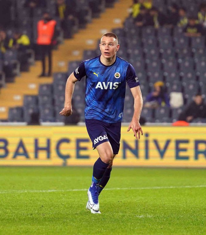 Szalai 3 Maç Sonra 11’de