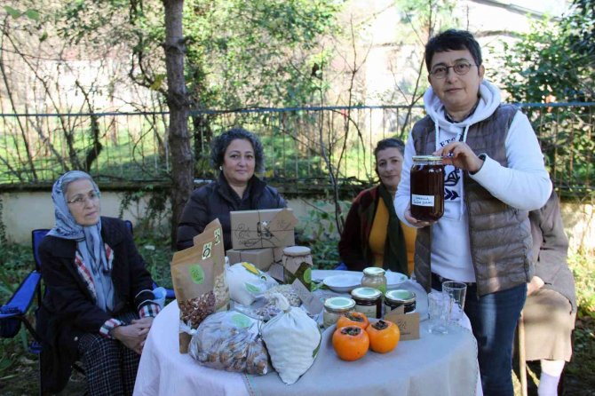 Kadın Girişimciler İnternet Satışıyla Başlayıp, Kooperatif Kurdular