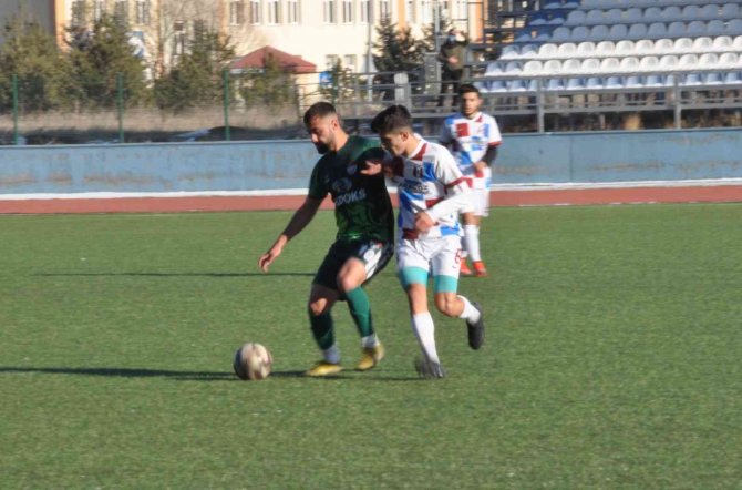 Kars 36 Spor: 0 Serhat Ardahan Spor: 1