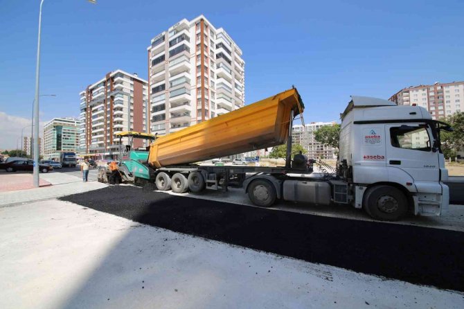 Selçuklu’da Asfalt Çalışmaları Sürüyor