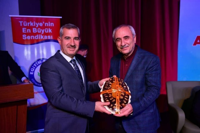 Sezai Karakoç Anısına Şiir Dinletisi Düzenledi