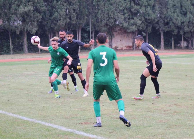 Salihli Belediyespor Tek Golle Yıkıldı