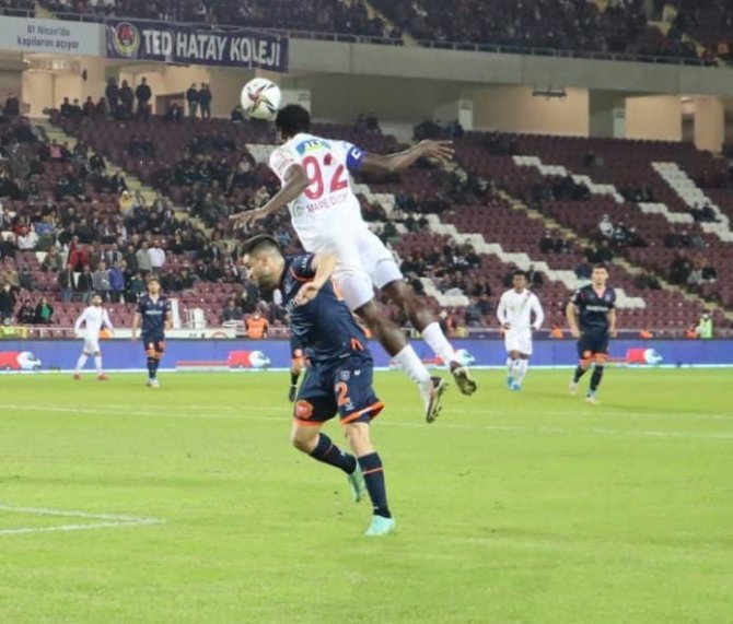 Spor Toto Süper Lig: A. Hatayspor: 0 - Başakşehir: 3 (Maç Sonucu)
