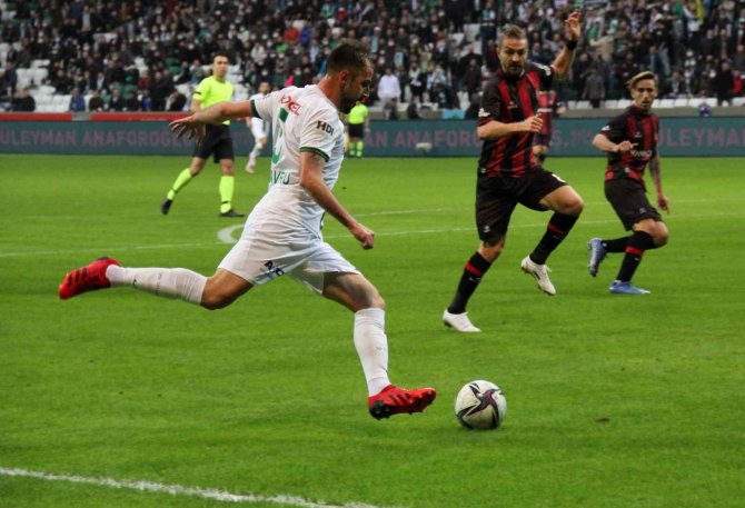 Spor Toto Süper Lig: Gzt Giresunspor: 0 - Fatih Karagümrük: 1 (İ̇lk Yarı)