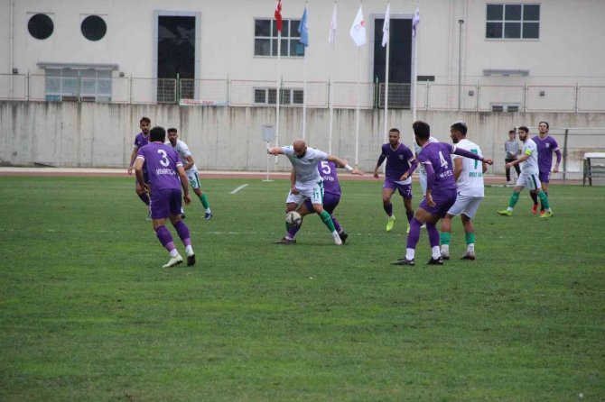 Tff 3. Lig: Çarşambaspor: 2 - Yomraspor: 2