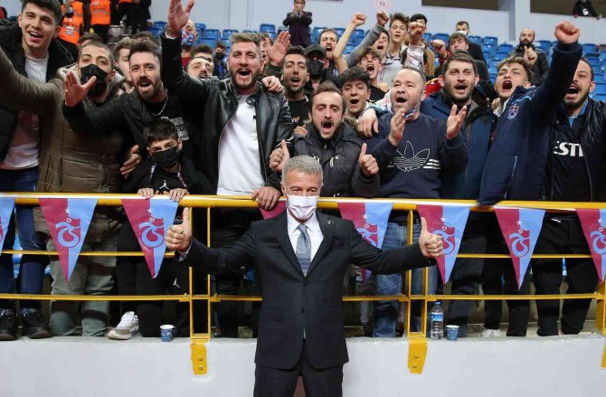 Trabzonspor’da, Ahmet Ağaoğlu Güven Tazeledi