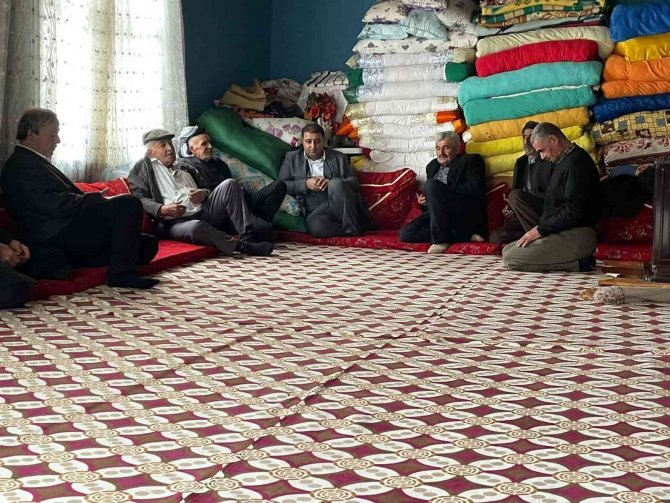 Başkan Sabırlı Ve Arvas Kapı Kapı Dolaşıyor