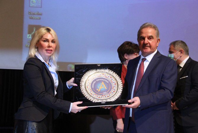 Akdeniz Üniversitesi’ne, Yökak’tan Kurumsal Akreditasyon Belgesi