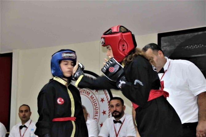 Antalyalı Gençler, En İyi Osmanlı Tokadı İçin Ter Döktü