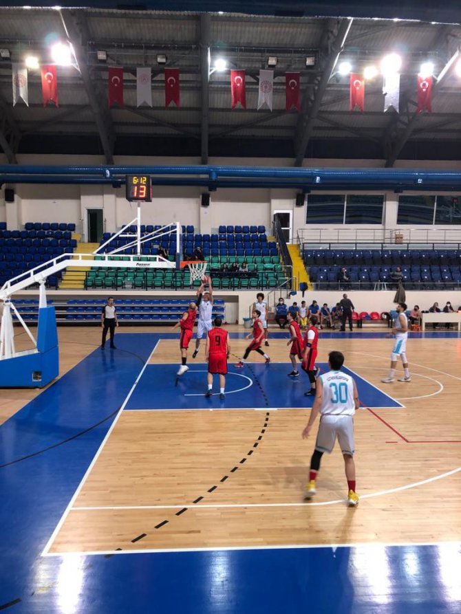 Basketbol Takımı Faaliyetlerine Başladı