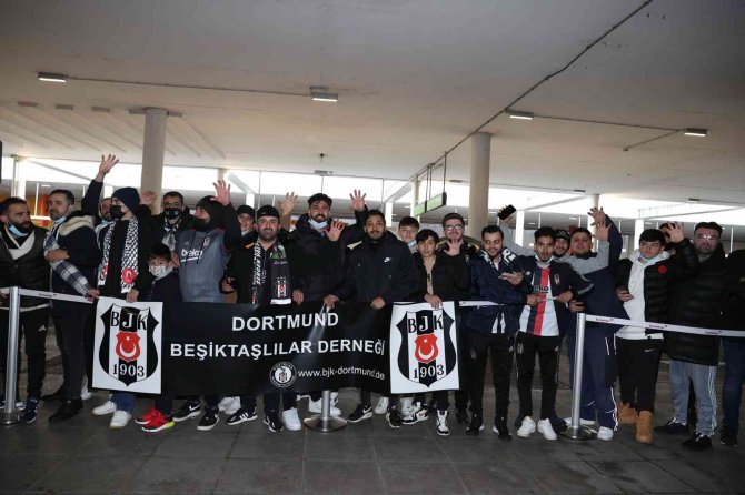 Beşiktaş, Dortmund Maçı İçin Almanya’da