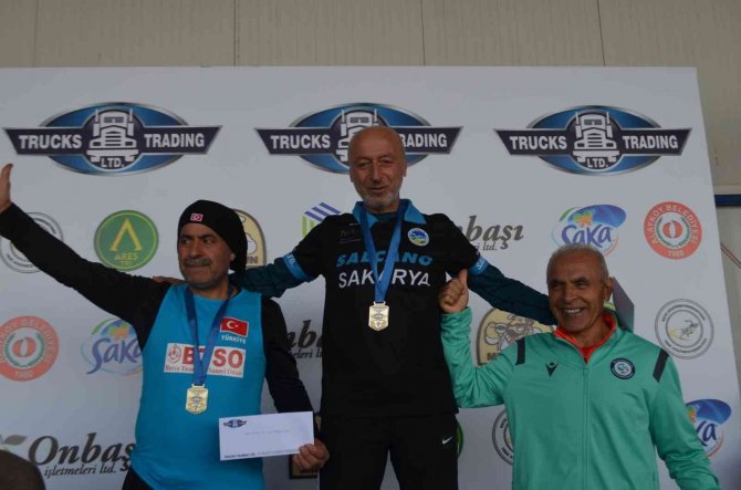Bursa Masterler Atletizm Kulübü Üyelerinden Kktc’de Büyük Başarı