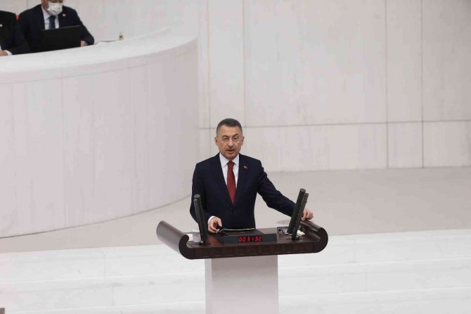 Cumhurbaşkanı Yardımcısı Oktay: "Bu Sınama, Ekonomi Üzerinden Ülkemize Sözde Diz Çöktürmek İsteyenler İçin De Sürdürülebilir Değildir"