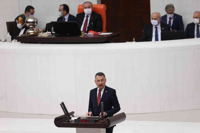 Cumhurbaşkanı Yardımcısı Oktay: "Bu Sınama, Ekonomi Üzerinden Ülkemize Sözde Diz Çöktürmek İsteyenler İçin De Sürdürülebilir Değildir"