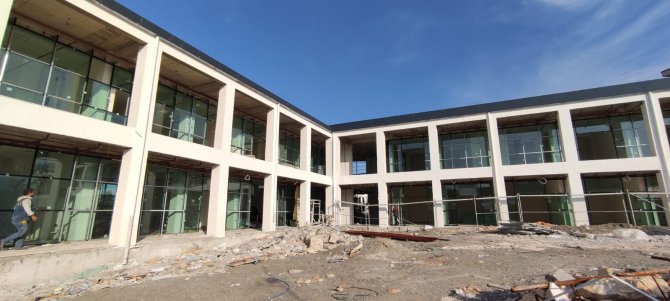 Eyyübiye’de Binalar Yükselmeye Devam Ediyor