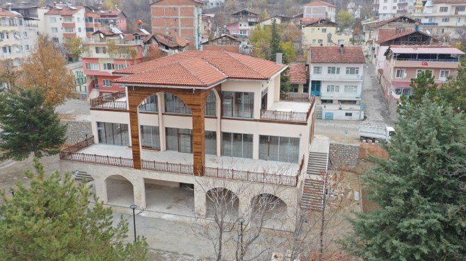 Başkan Çınar, Gündüzbey Sosyal Tesislerini İnceledi