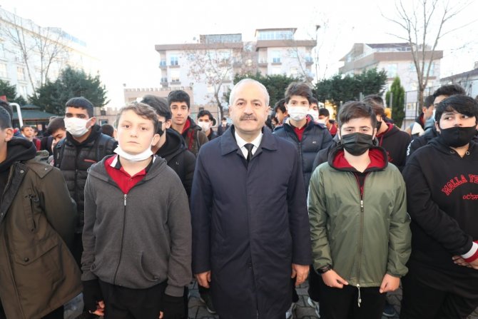 Kaymakam Güler Ve Başkan Büyükgöz, Bayrak Töreninde Mollafenari’de